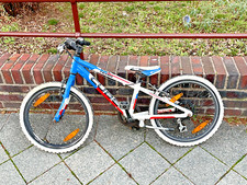 GIANT Cube Kid 200 Boy 2012, Kinderfahrrad, weiß, blau, rot, 