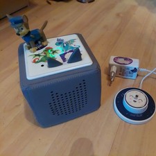 Tonies Tonie Box Grau inkl. Toniebox Ladestation und Chase Toni