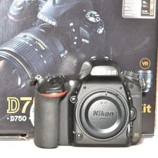 NIKON D750 BODY SHOTS 43872 -