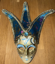 Masken zum Aufhängen Neu