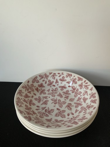 Churchill england cranberry - 4x,