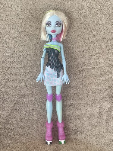 Monster high puppe - monster,