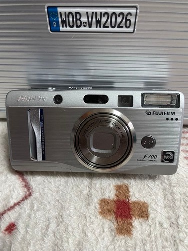 Fujifilm finepix f700 kompakte - fujifilm,