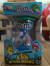 M&M Spender / Dispenser  "Fun