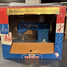 +Regina Kindernähmaschine in OVP / Berlin US Zone/ Mit Kurbel und Batterie+
