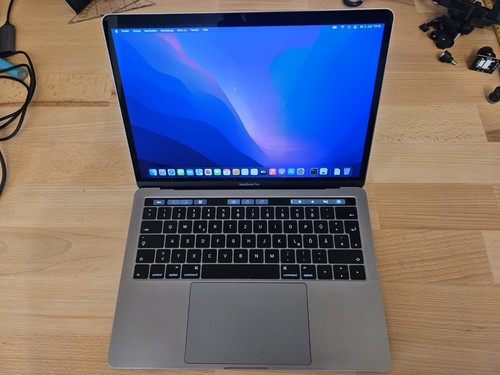 Apple macbook pro 2017 - apple, 13”