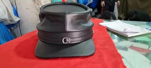 Handgefertigter leder - handgefertigter,