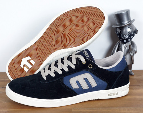 Etnies skateboard footwear - etnies,