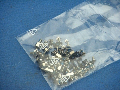 Schraubensatz amilo 1437g - schraubensatz,