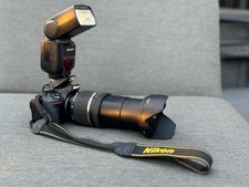 Nikon D D5100 16.2 MP SLR-Digitalkamera - Schwarz (Kit m/ AF-S DX 18-55mm...