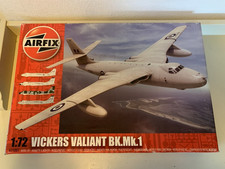 Airfix  Flugzeugbausatz A11001