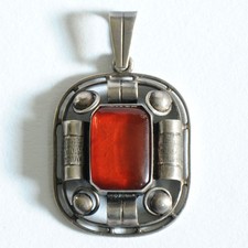 Zeitlos schöner Anhänger