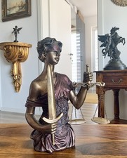 Justitia Skulptur 33cm