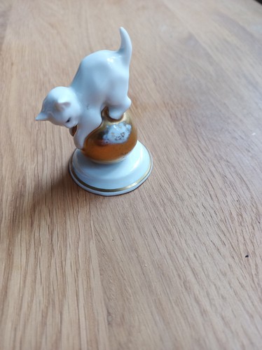 Rosenthal figur katze auf - figur",