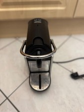 Nespresso Pixie DeLonghi in Schwarz/Silber