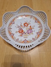 Schöne Durchbruchschale von