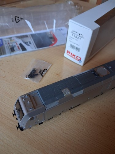 Piko diesellok 246 - 1:87,
