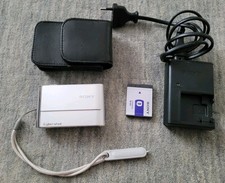 Digitalkamera Sony CyberShot DSC-T70 + Hülle Akku und Ladestation