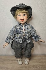 Duck House Porzellanpuppe