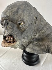 MAKELLOSE MAKELLOSE SIDESHOW