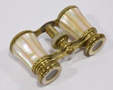 hübsches altes OPERNGLAS mit PERLMUTTEINLAGE kleines Fernglas Messing