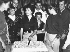 8b20-14955 candid Annette