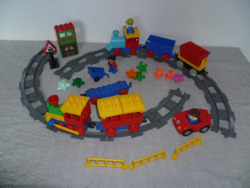 Lego duplo eisenbahn 2 loks - lego,