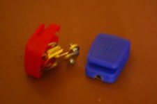 2-teiliges Set Batterie Polklemmen mit Schnellverschluss universell einsetzbar