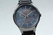 [mit Box Papier] RADO True