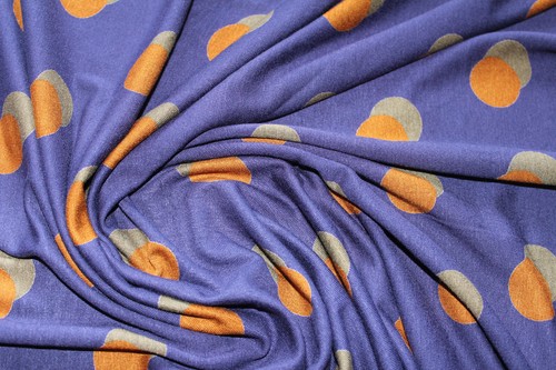 Jersey gepunktet - 3,60€/m²,