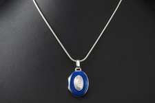 Victor Mayer Medaillon Anhänger mit Diamanten Emaille Blau Weißgold 750 Schmuck