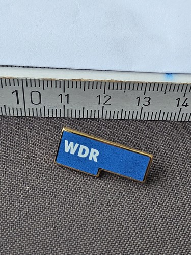 Wdr blau pin - /,