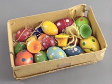 Alte Ostereier Holz DEKO Eier