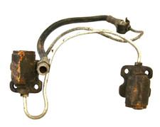 Radbremszylinder mit Leitungen