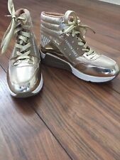 Moschino Designer Damen