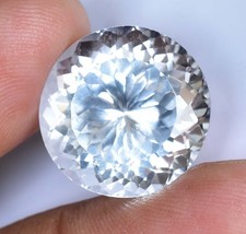 Natürlich 28.25 Karat Weiß