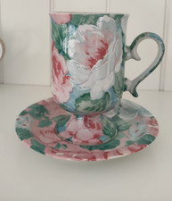 Kaffeetasse  mit Untertasse