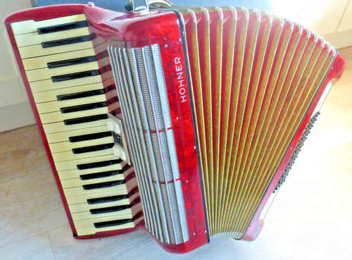 Schöne hohner tango 60 - hohner,