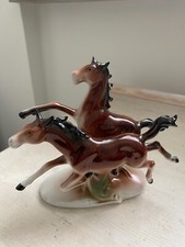 Porzellan Pferdedarstellung