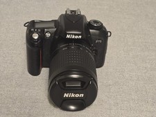Nikon F75 mit Nikkor AF