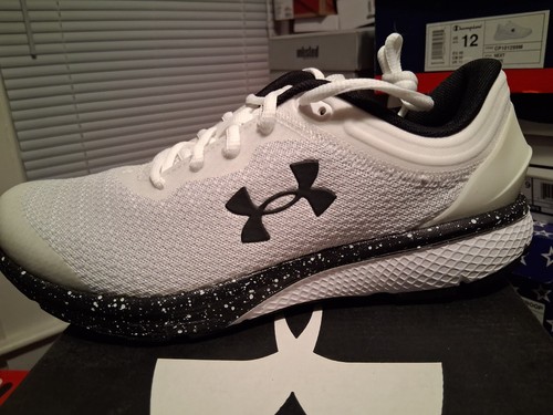 Under armour charged escape - under,