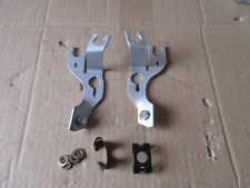 2 Halter  Bremsschlauch am Bremssattel VA VW  Passat 3B BG Audi A4 B5-7 A6 Zi