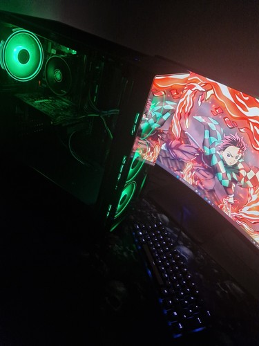 Gaming monitor und - pc,gaming,