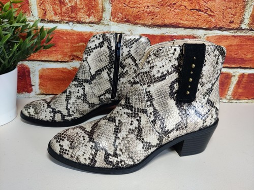 Clarks collection - clarks,