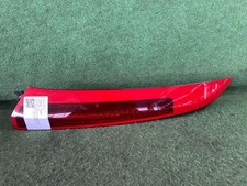 75037 rear light upper left - rear,