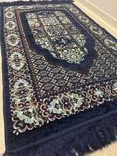 Kleiner Teppiche (Gebetsteppich)