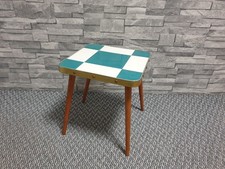 Blumenhocker m.Fliesen