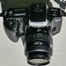 Minolta Dynax 300si mit