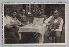 People with Photo Album - Old
