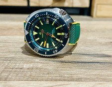 Taucheruhr Turtle Automatik mit Nh35 Custom: Brazil Édition / Premium Armband